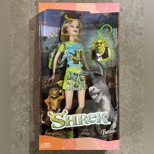 Dreamworks Shrek Barbie Doll with Backpack and Shrek Keychain 2004 Mattel H1703